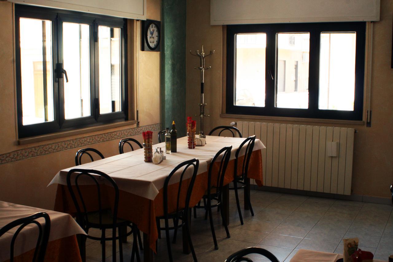 Albergo Italia Lavello エクステリア 写真